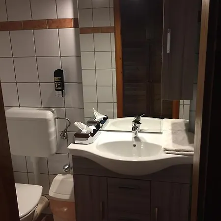 Kantar Fogado Es Etterem Bed & Breakfast Vitnyéd